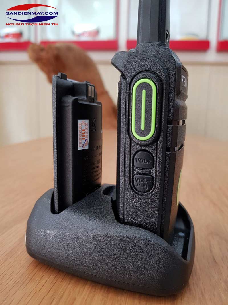 pin bộ đàm cầm tay kenwood